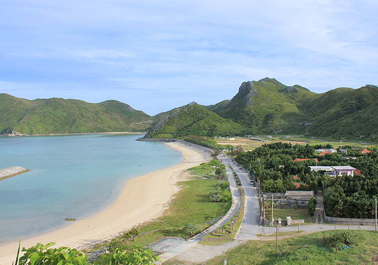 沖縄の豊富な土地